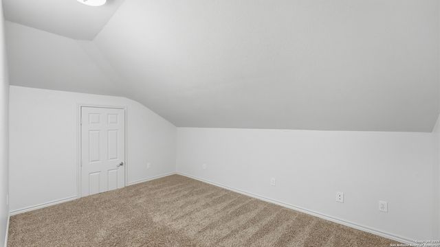 195 Cheyenne, Kingsbury, TX 78638