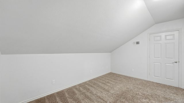 195 Cheyenne, Kingsbury, TX 78638