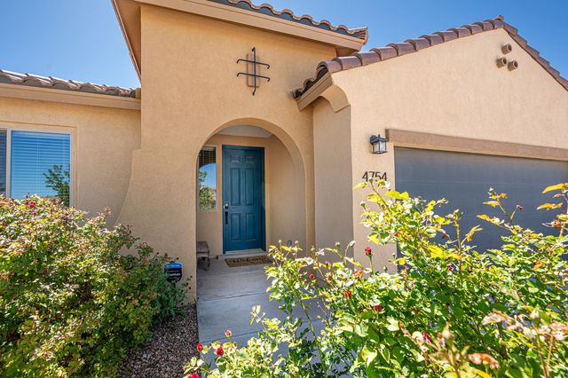 4754 Viento Del Norte, Santa Fe, NM 87507