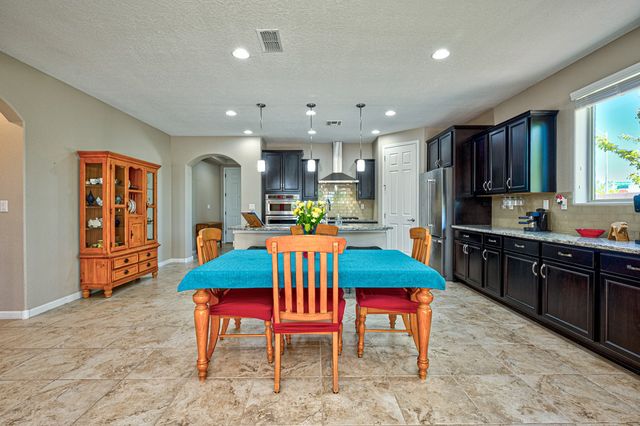 4754 Viento Del Norte, Santa Fe, NM 87507