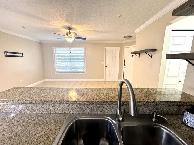 615 DORY LANE 303, Altamonte Springs, FL 32714