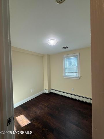 9 Main Street, Manasquan, NJ 08736