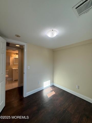 9 Main Street, Manasquan, NJ 08736