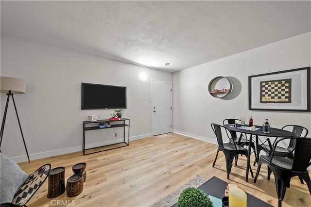 15013 San Jose, San Fernando, CA 91345