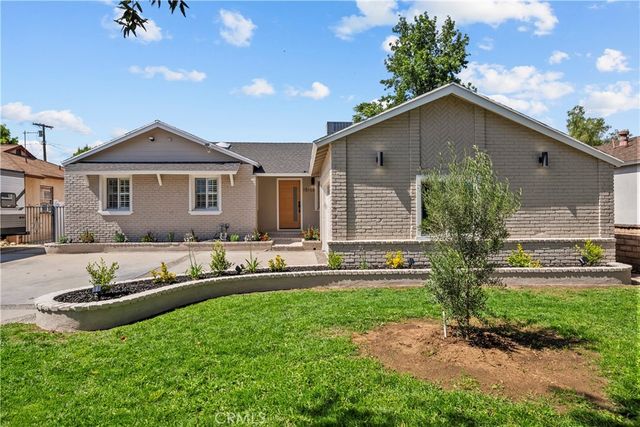 15013 San Jose, San Fernando, CA 91345