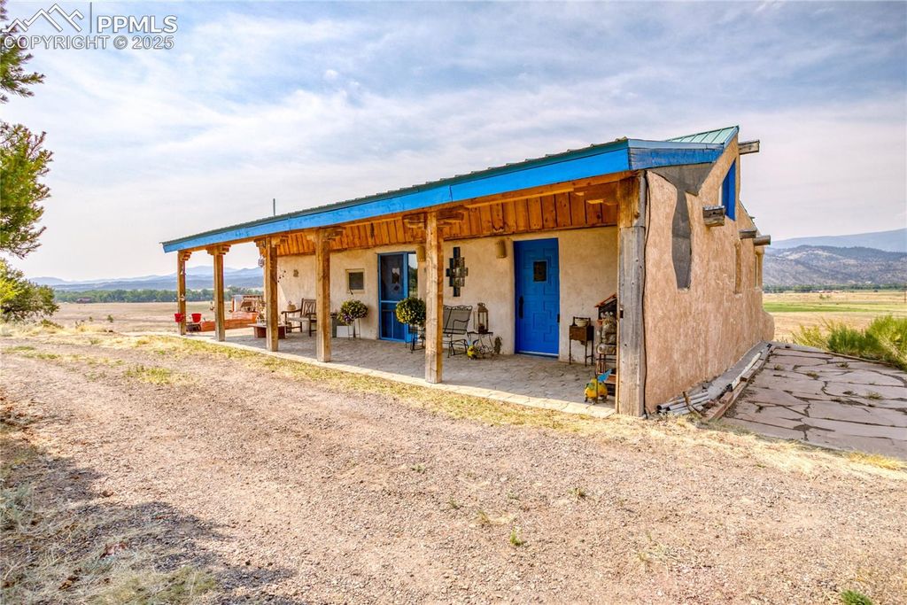 6135 County Road 15, South Fork, CO 81154 — exterior