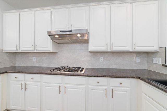 11407 E Lakewood Forest North Court, Tomball, TX 77377