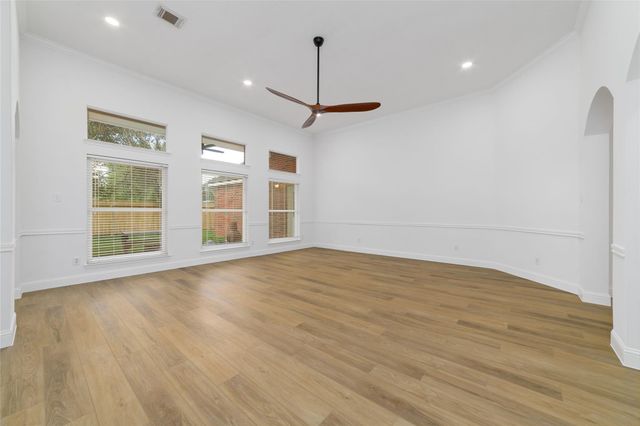 11407 E Lakewood Forest North Court, Tomball, TX 77377