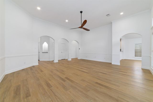 11407 E Lakewood Forest North Court, Tomball, TX 77377