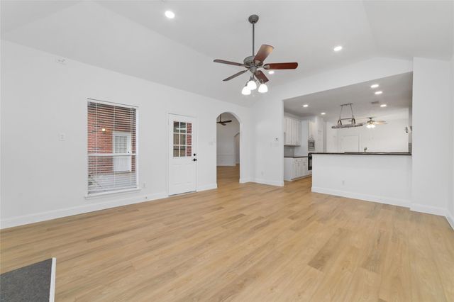 11407 E Lakewood Forest North Court, Tomball, TX 77377