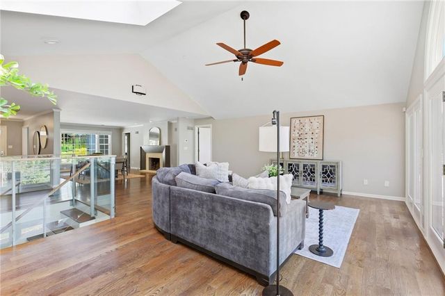 8406 Ensley Lane, Leawood, KS 66206