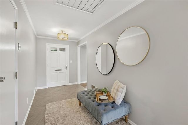 8406 Ensley Lane, Leawood, KS 66206