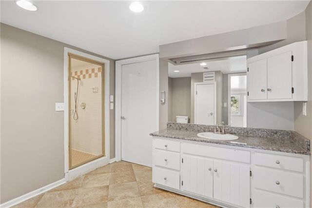 8406 Ensley Lane, Leawood, KS 66206