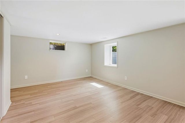 8406 Ensley Lane, Leawood, KS 66206