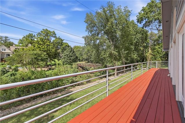 8406 Ensley Lane, Leawood, KS 66206