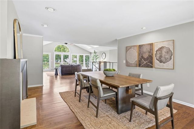 8406 Ensley Lane, Leawood, KS 66206