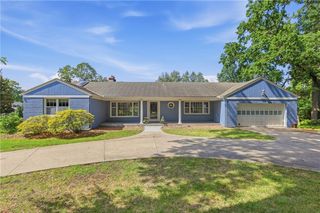 8406 Ensley Lane, Leawood, KS 66206