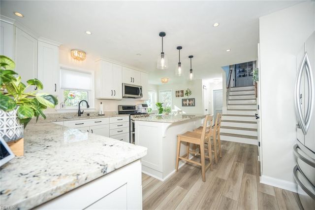 404 Las Gaviotas BLVD, Chesapeake, VA 23322