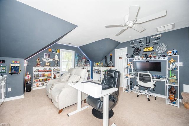 404 Las Gaviotas BLVD, Chesapeake, VA 23322