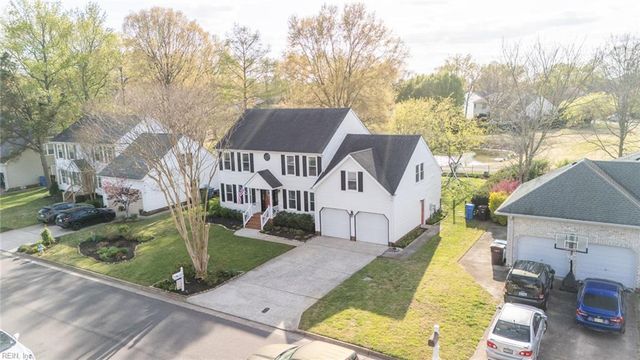 404 Las Gaviotas BLVD, Chesapeake, VA 23322