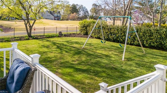 404 Las Gaviotas BLVD, Chesapeake, VA 23322