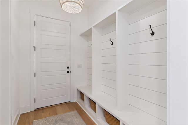 1008 Silver Oaks Lane, St Simons Island, GA 31522