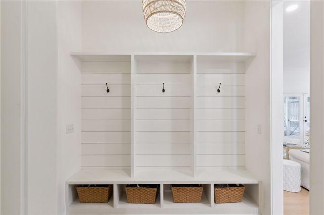 1008 Silver Oaks Lane, St Simons Island, GA 31522