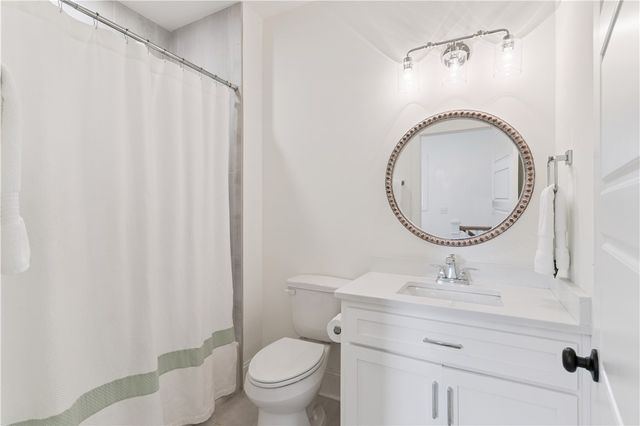 1008 Silver Oaks Lane, St Simons Island, GA 31522