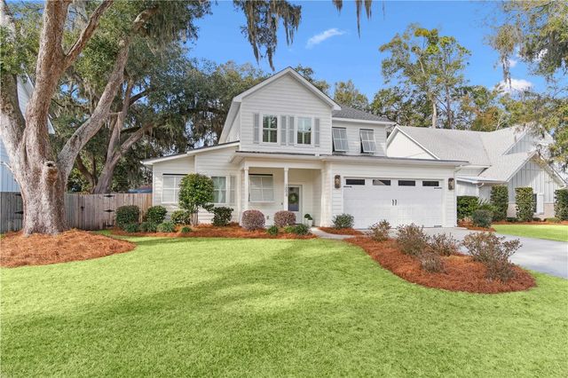 1008 Silver Oaks Lane, St Simons Island, GA 31522