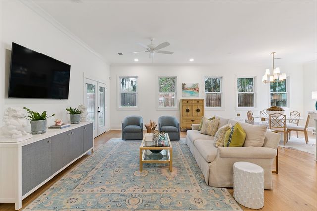 1008 Silver Oaks Lane, St Simons Island, GA 31522