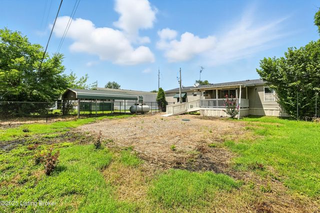 213 Octagon Ave, Louisville, KY 40229