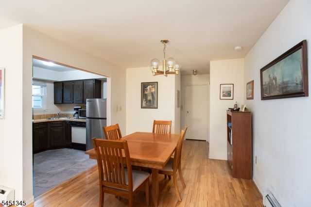 28 Deanna Dr 62, Hillsborough Twp., NJ 08844