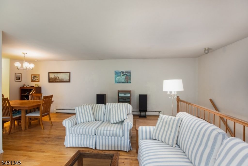 28 Deanna Dr 62, Hillsborough Twp., NJ 08844 — photo 4