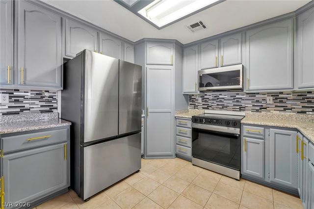 2620 Sagebrush Avenue, Pahrump, NV 89048