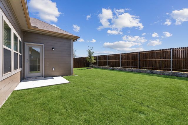 1334 Capecastle Lane, Forney, TX 75126