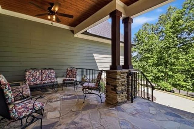 77 Hampton Farms Trail, Jasper, GA 30143