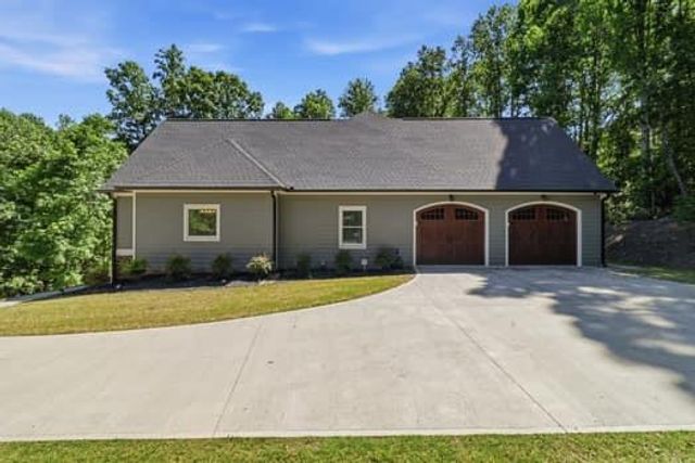 77 Hampton Farms Trail, Jasper, GA 30143