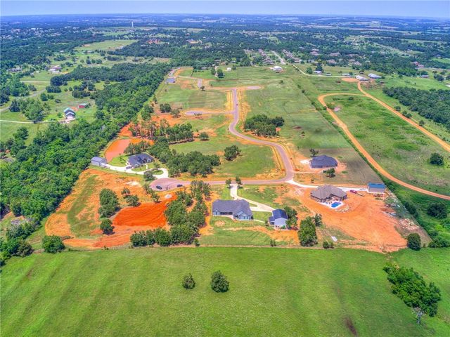 730 Hidden View Acres Drive, Blanchard, OK 73010