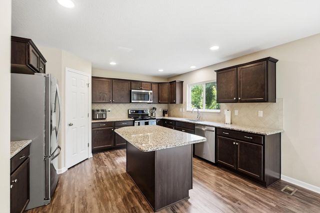 3524 Woodland Drive, Hilliard, OH 43026