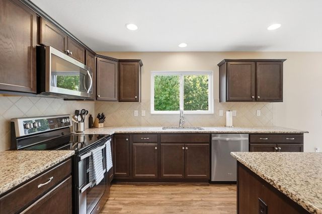3524 Woodland Drive, Hilliard, OH 43026