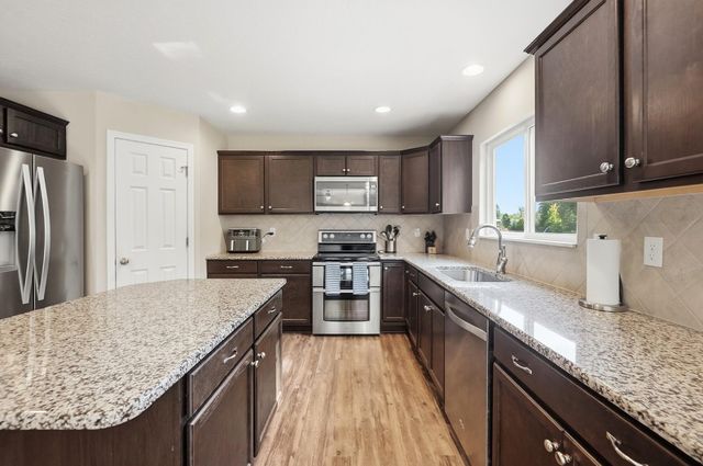 3524 Woodland Drive, Hilliard, OH 43026