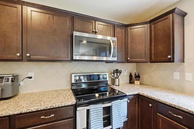 3524 Woodland Drive, Hilliard, OH 43026