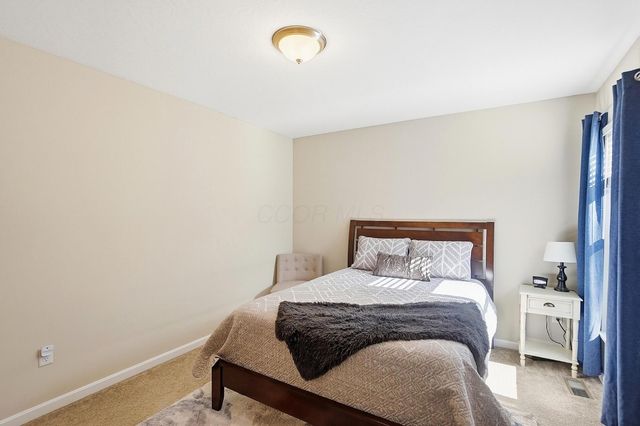 3524 Woodland Drive, Hilliard, OH 43026