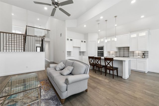 8227 Vitex Avenue, Dallas, TX 75252