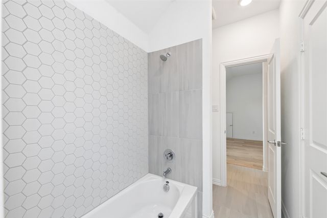 8227 Vitex Avenue, Dallas, TX 75252