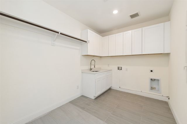 8227 Vitex Avenue, Dallas, TX 75252