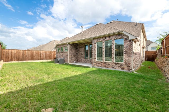 8227 Vitex Avenue, Dallas, TX 75252