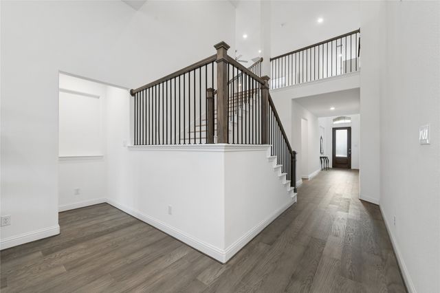 8227 Vitex Avenue, Dallas, TX 75252