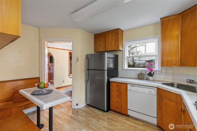 1142 Scott Avenue, Bremerton, WA 98310