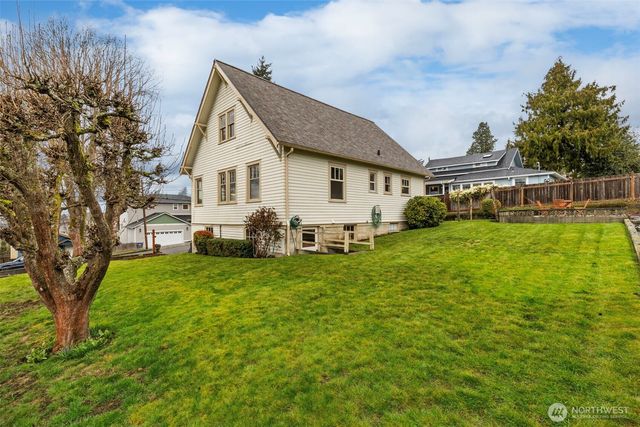 1142 Scott Avenue, Bremerton, WA 98310